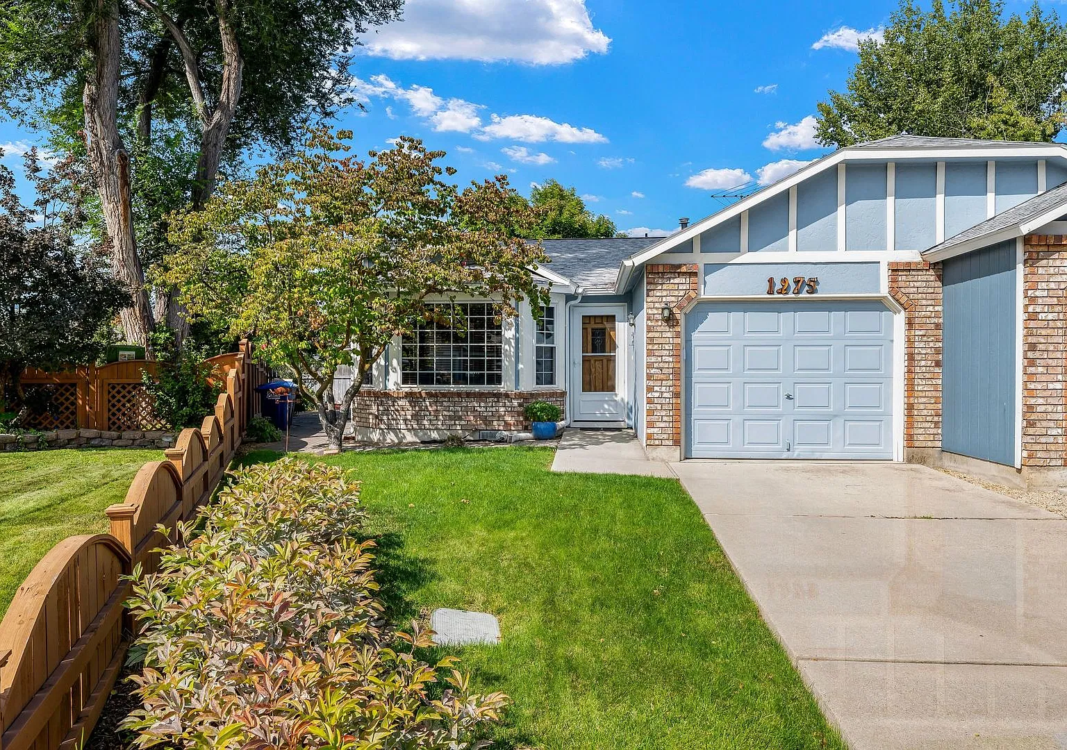 Available Now, 2bd/1b Townhome in SE Boise! — Photo 1