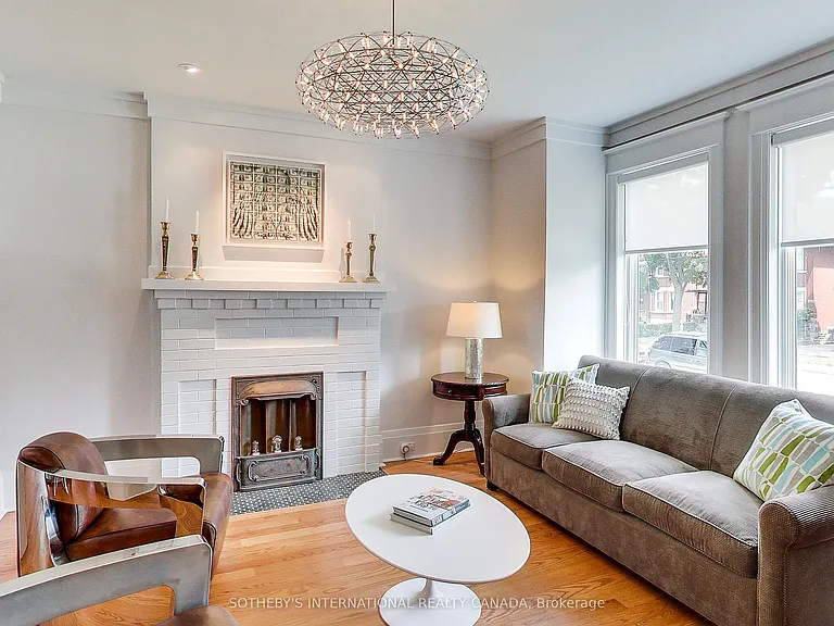 114 Westmount Ave — Photo 3