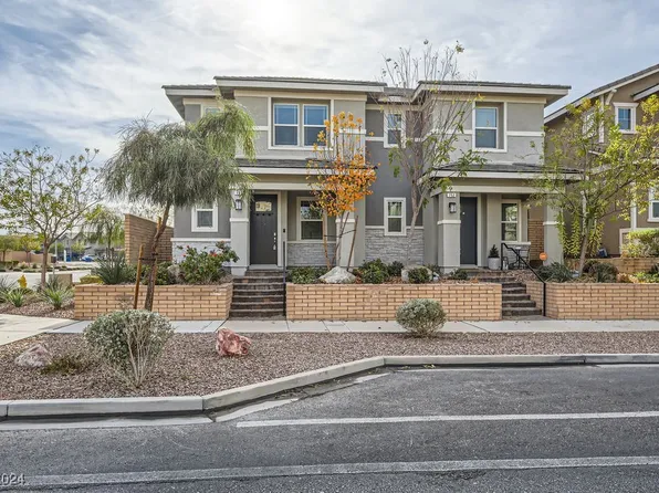 754 N Water St, Henderson, NV 89015