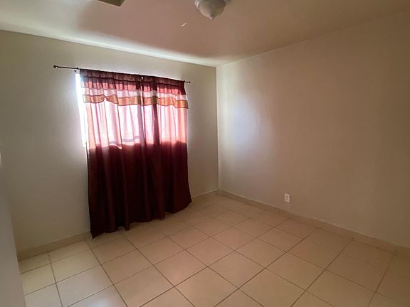 4th image of 877 Acacia Ct #877