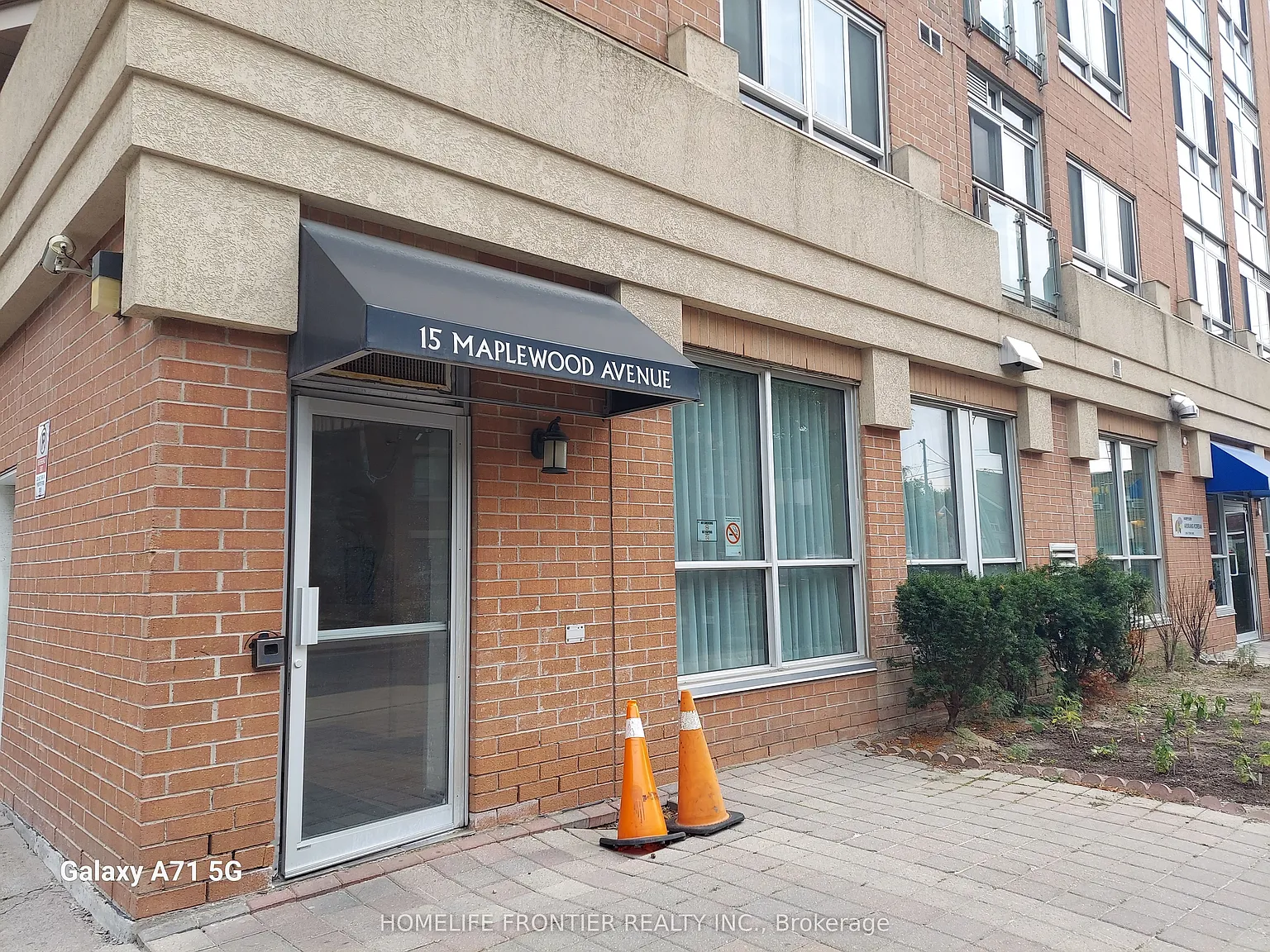 2 bed, $1,950 — Photo 2