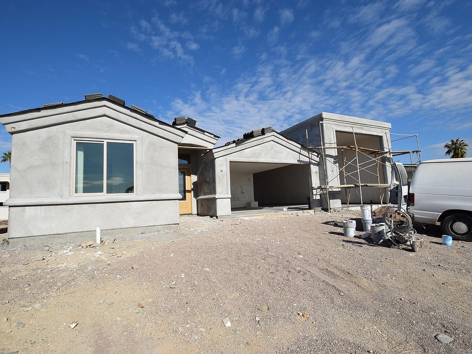 1st image of 2193 Daytona Ave