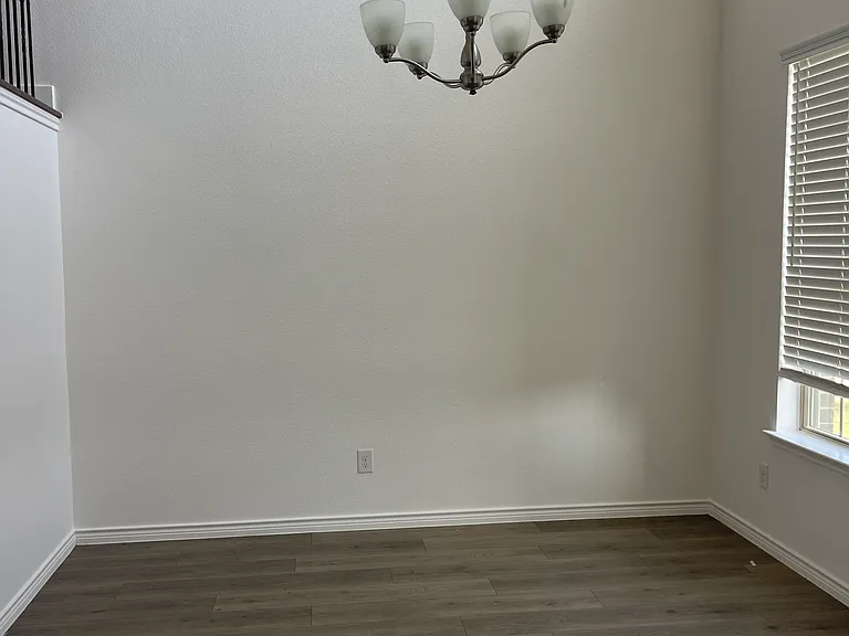 204 Cowboy Way — Photo 3