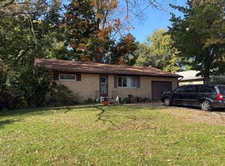 731 S Beechtree St, Grand Haven, MI 49417