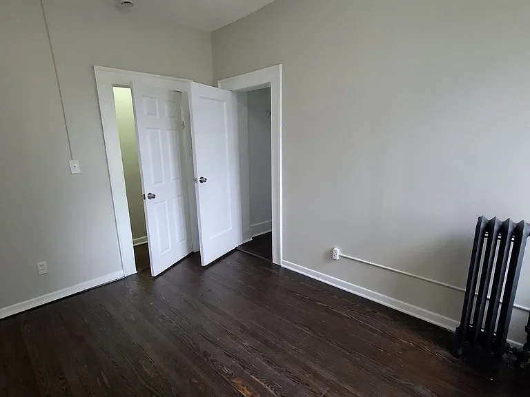 220 Roseville Ave #304 — Photo 6