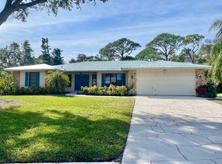 1319 Vermeer Dr, Nokomis, FL 34275
