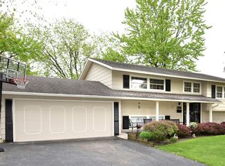 1316 Cumberland Cir E, Elk Grove Village, IL 60007