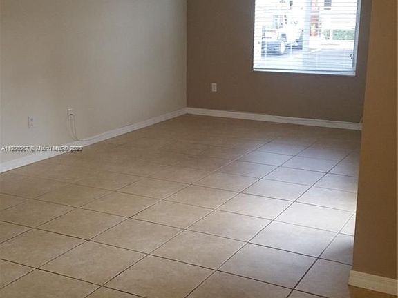 2nd image of 4949 Leeward Ln #3201