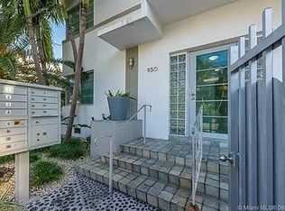 930 10th St APT 3, Miami Beach, FL 33139