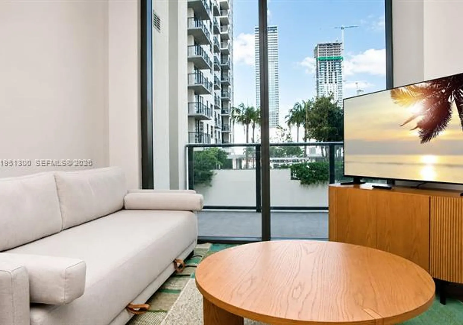 11 NE 6th St cu-1109, Miami, FL 33132 — Photo 1