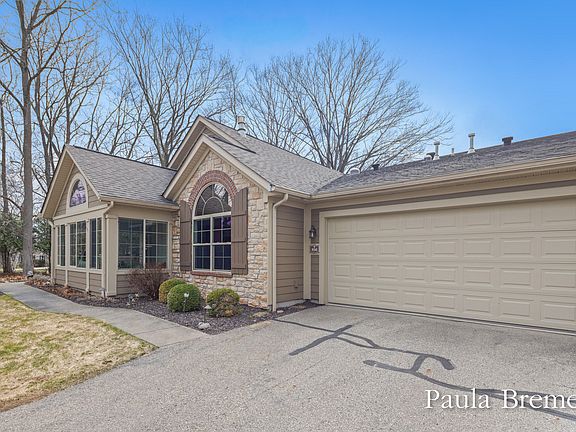 3rd image of 856 Bridge Crest Dr