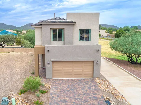 8837 N Sherry Cervi Way, Tucson, AZ 85743