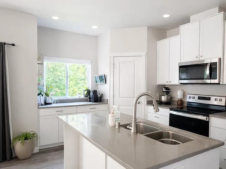2825 Sandwood Ln — Photo 24