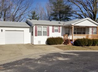 1745 Payton Dr, Belleville, IL