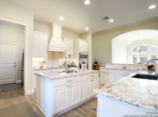 30123 Valley Trce, Fair Oaks Ranch, TX 78015