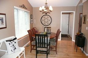 5th image of 1318 Fox Farm Dr