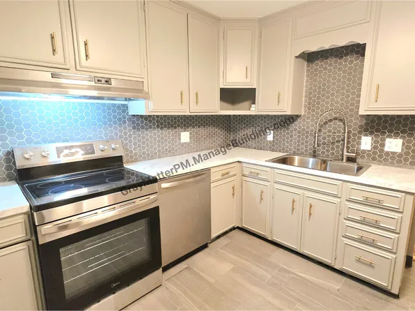 738 E 35th St, Erie, PA 16504