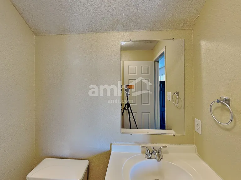 2623 Basswood Dr — Photo 9