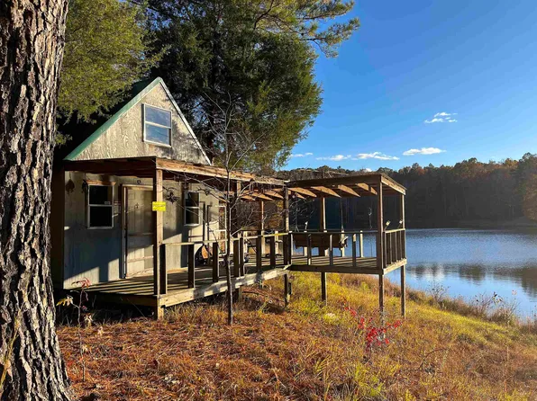 2255 County Road 105, Walnut, MS 38683