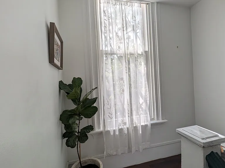 779 Summit Ave — Photo 5