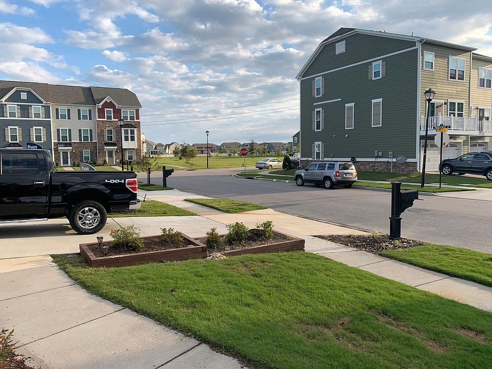 704 Arbuckle St, Chesapeake, VA 23323 Zillow