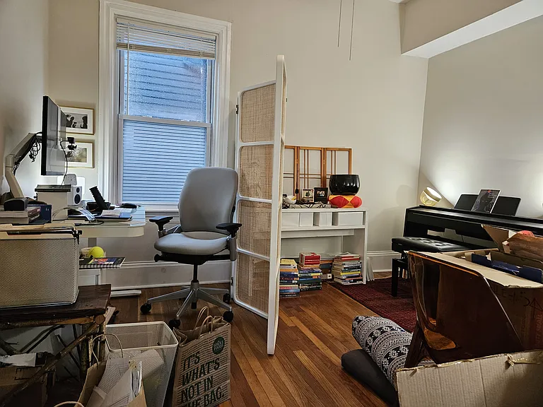 Good-sized middle bedroom with closet
