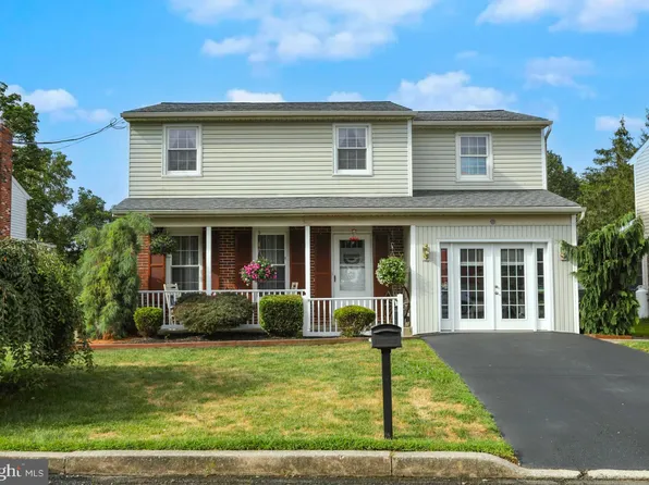 250 S Church St, Bally, PA 19503