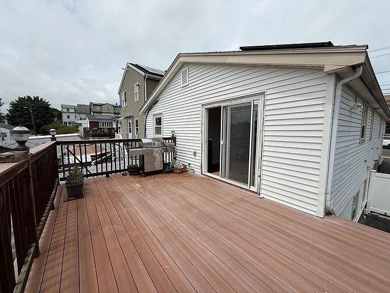 300 Mountain Ave #2 — Photo 19