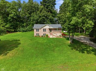 5920 Hidden Lake Ln, Nineveh, IN 46164