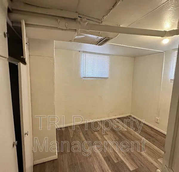 1825 12th Ave #1 — Photo 8