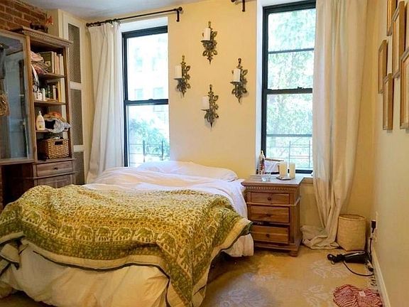 3rd image of 309 E 93rd St #4N