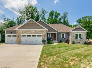 490 Amberley Dr, Uniontown, OH 44685