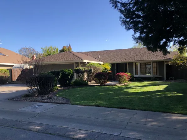 748 Portugal Way, Sacramento, CA 95831