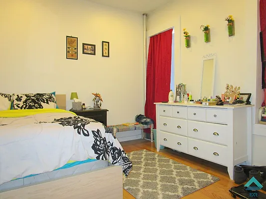 Rented by EXR | media 16