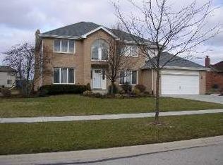 671 Juli Dr, New Lenox, IL 60451