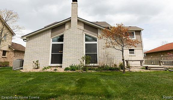 5th image of 44097 Rivergate Dr