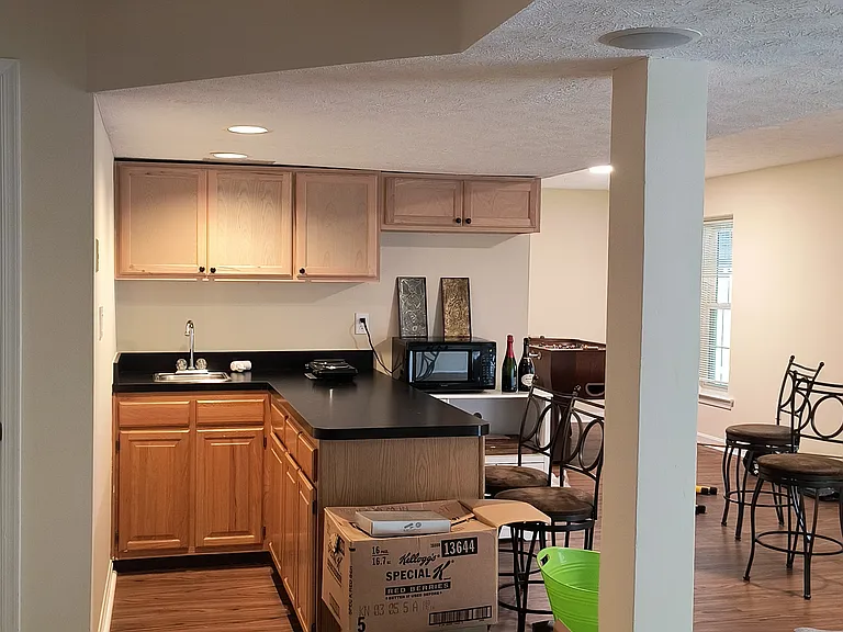 17507 Applewood Ln — Photo 3
