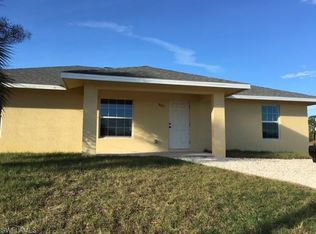 9028 Meadow Cir, Labelle, FL 33935