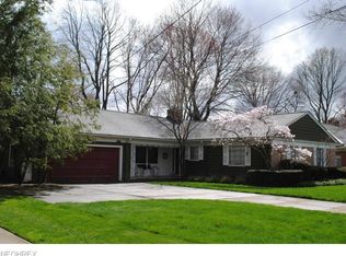 30109 Winsor Dr, Bay Village, OH