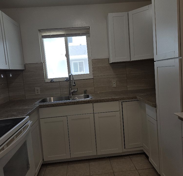 Kitchen - newly remodeled