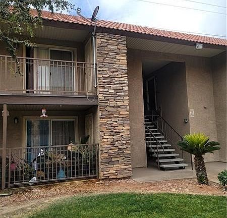 3rd image of 5121 River Glen Dr Unit 143