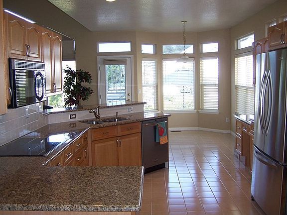 Granite Kitchen SS Apliances