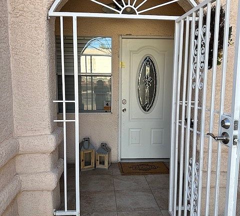 5th image of 3155 Tarpon Dr