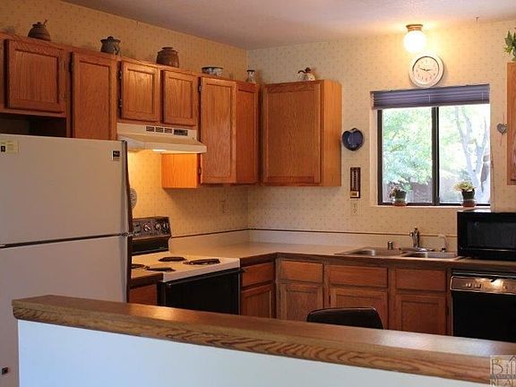 4th image of 3400 Canyon Dr