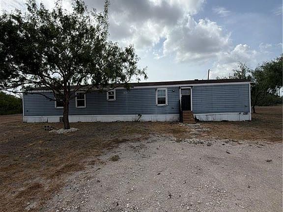 3rd image of 292 Los Ranchitos Rd
