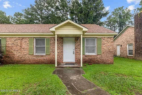 126 Windsor Ct Photo 1