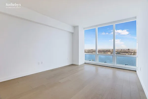 Rented by Sotheby's International Realty | media 1