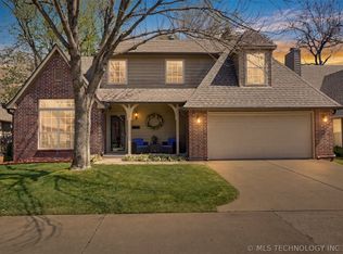5527 S Delaware Ct, Tulsa, OK 74105
