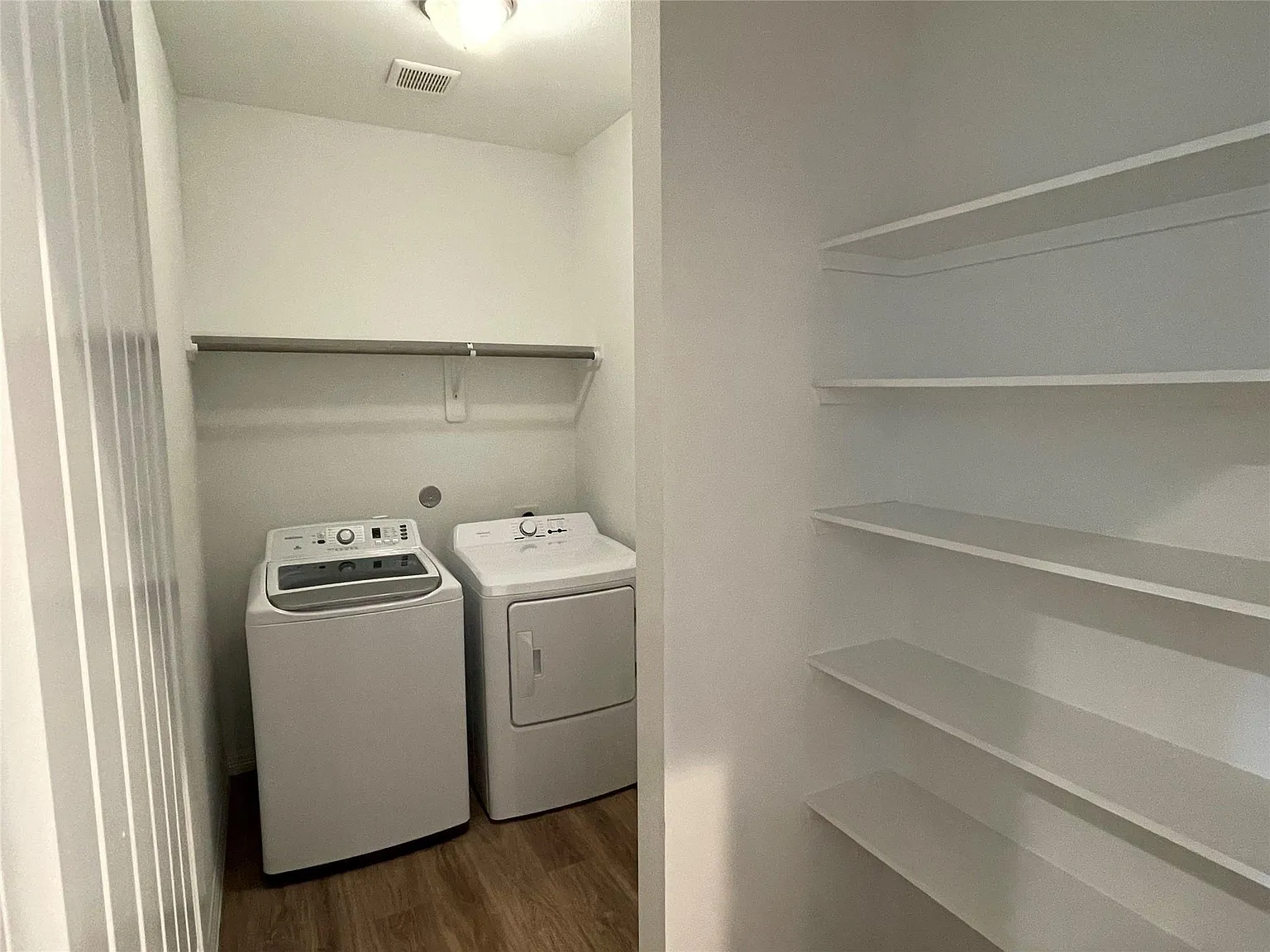 1 bed, 1.0 bath, 645 sqft, $1,025 — Photo 4
