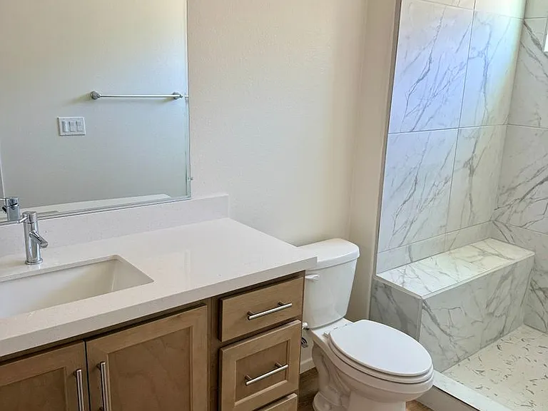 11715 Sebastian Rd — Photo 21